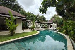 Vila Potensial Kawasan , Area 1240m2m², Akses ke Badung, Badung Vila Potensial Kawasan , Area 1240m2m², Akses ke Badung, Badung