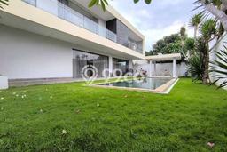Vila di , Luas 385m2m², Akses Mudah Pusat Kota Vila di , Luas 385m2m², Akses Mudah Pusat Kota