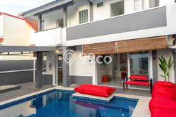 Vila di , Luas 220m2m², Dekat dengan fasilitas publik Vila di , Luas 220m2m², Dekat dengan fasilitas publik