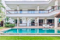 Vila Strategis Kawasan , Ukuran 500m2m², Posisi Strategis dengan akses bagus Vila Strategis Kawasan , Ukuran 500m2m², Posisi Strategis dengan akses bagus