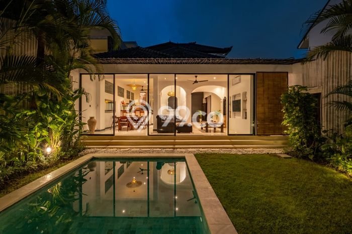 Miliki segera Vila Kawasan , Ukuran 300m2m², Lingkungan nyaman untuk keluarga Miliki segera Vila Kawasan , Ukuran 300m2m², Lingkungan nyaman untuk keluarga