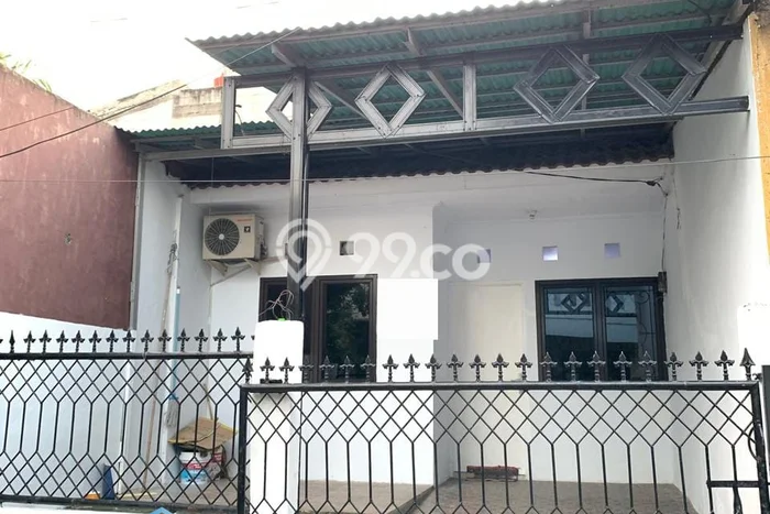 Dijual Rumah 2 Kamar Lokasi Strategis Nyaman dan Strategis di Serpong Dijual Rumah 2 Kamar Lokasi Strategis Nyaman dan Strategis di Serpong