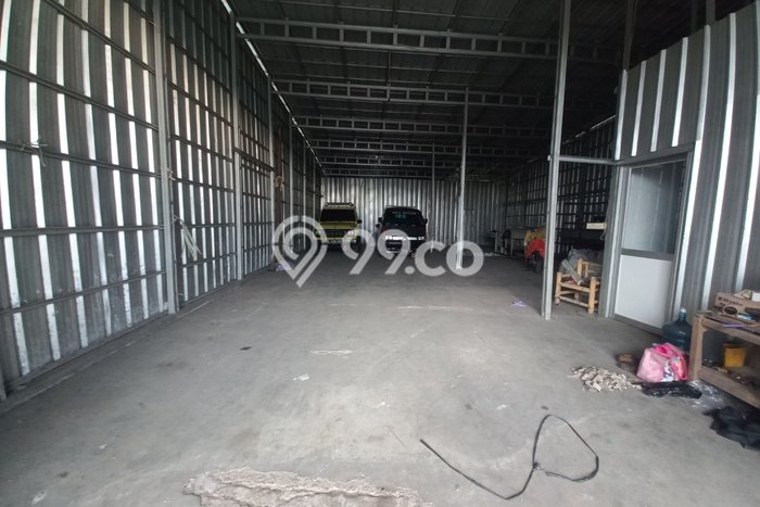 Disewakan Gudang di Cigondewah, Luas 260m², Area Ramai Disewakan Gudang di Cigondewah, Luas 260m², Area Ramai