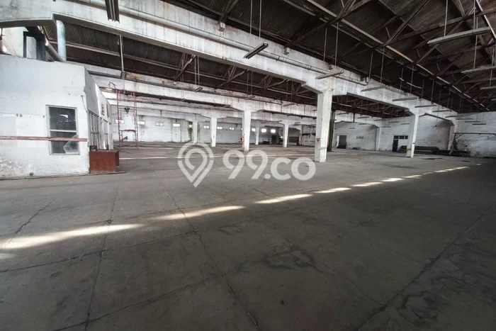 SEWA TERBAIK! Gudang Kawasan Ujungberung, Luas 5480m², Area Ramai, Ready Pakai SEWA TERBAIK! Gudang Kawasan Ujungberung, Luas 5480m², Area Ramai, Ready Pakai