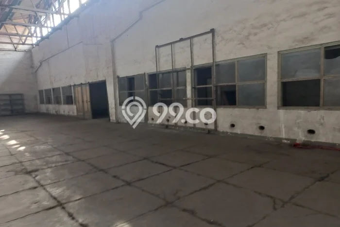SEWA TERBAIK! Gudang Kawasan Ujungberung, Luas 5480m², Area Ramai, Ready Pakai SEWA TERBAIK! Gudang Kawasan Ujungberung, Luas 5480m², Area Ramai, Ready Pakai