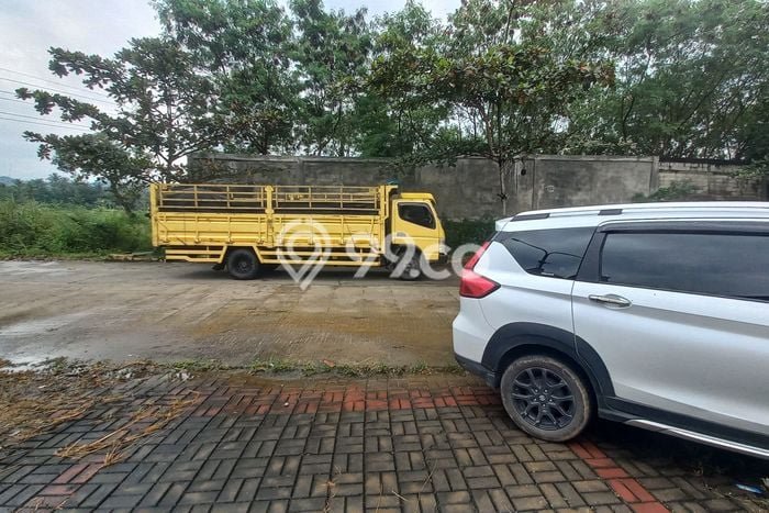 Gudang Disewa di Purwakarta dengan LB 3600m2 Area Komersial Ramai Gudang Disewa di Purwakarta dengan LB 3600m2 Area Komersial Ramai