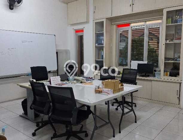 Ruko Dijual di Prime Area Bandung Luas 145m2 Ruko Dijual di Prime Area Bandung Luas 145m2