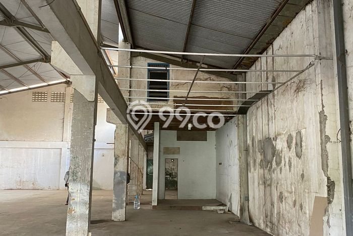 Disewakan Gudang komersial di Caringin luas bangunan 700m2 Disewakan Gudang komersial di Caringin luas bangunan 700m2