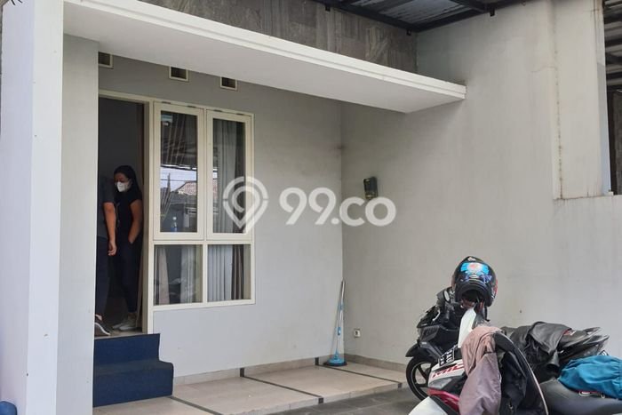 Rumah Strategis Minimalis Lb 75m2 di Batununggal, Bandung Rumah Strategis Minimalis Lb 75m2 di Batununggal, Bandung