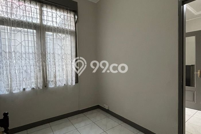 Rumah Kontrakan Bandung LT 169m2 LB 140m2 Kawasan Soekarno Hatta Rumah Kontrakan Bandung LT 169m2 LB 140m2 Kawasan Soekarno Hatta