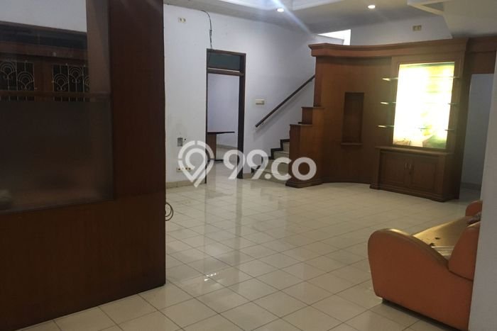 Disewakan Rumah Konsep Modern di Batununggal Bandung dengan 6 Kamar Disewakan Rumah Konsep Modern di Batununggal Bandung dengan 6 Kamar