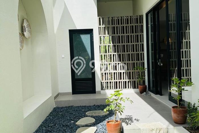 LOKASI STRATEGIS! Vila Kawasan , Luas 150m2m², Kawasan Berkembang LOKASI STRATEGIS! Vila Kawasan , Luas 150m2m², Kawasan Berkembang