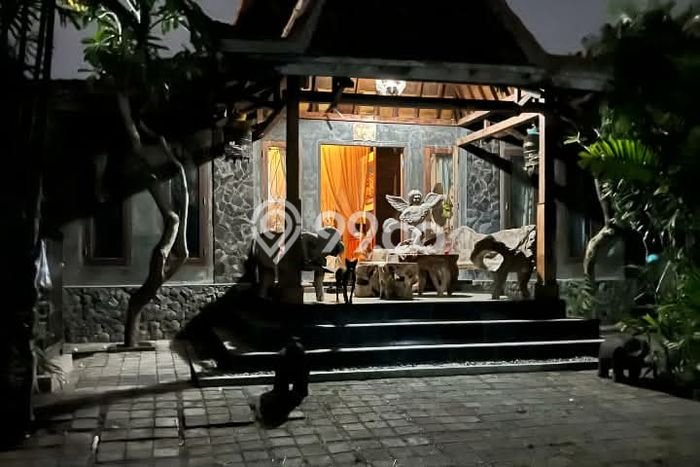 Sewa Rumah Murah di Kerobokan Kelod Badung dengan 3 Kamar Tidur Sewa Rumah Murah di Kerobokan Kelod Badung dengan 3 Kamar Tidur