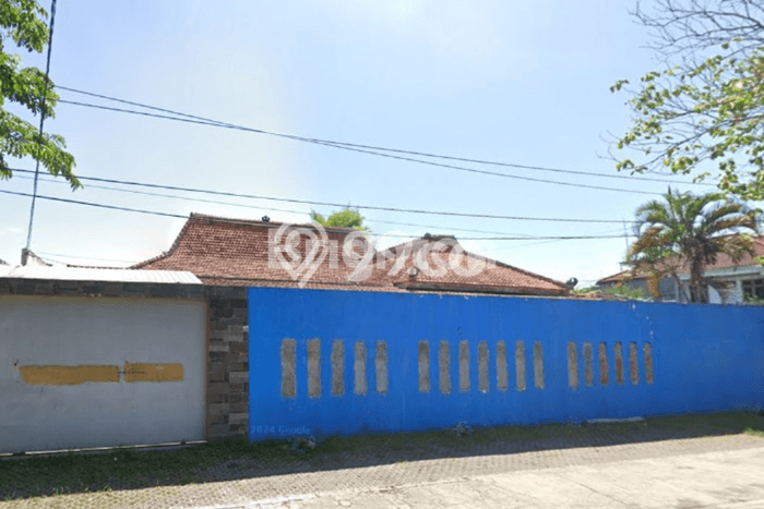 Lokasi terbaik! Rumah siap huni disewakan di Serengan LB 900m2 Lokasi terbaik! Rumah siap huni disewakan di Serengan LB 900m2