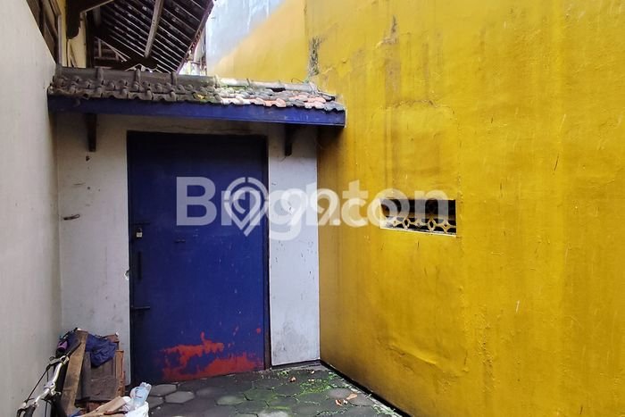 FOR SALE! Ruko di Tasikmadu Karanganyar, LT 505m2, LB 450m2 FOR SALE! Ruko di Tasikmadu Karanganyar, LT 505m2, LB 450m2