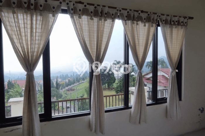 Properti Potensial! Vila Kawasan Tawangmangu, Area 612m2m², Hasil Tinggi untuk investasi Properti Potensial! Vila Kawasan Tawangmangu, Area 612m2m², Hasil Tinggi untuk investasi