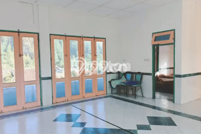 Vila di Tawangmangu, Dimensi 351m2m², Cocok untuk beragam kebutuhan Vila di Tawangmangu, Dimensi 351m2m², Cocok untuk beragam kebutuhan