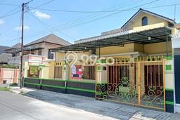 Hunian Cantik Minimalis Lb 250m2 di Colomadu, Karanganyar Hunian Cantik Minimalis Lb 250m2 di Colomadu, Karanganyar