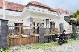 Hunian Cantik Minimalis Lb 120m2 di Baki, Sukoharjo Hunian Cantik Minimalis Lb 120m2 di Baki, Sukoharjo