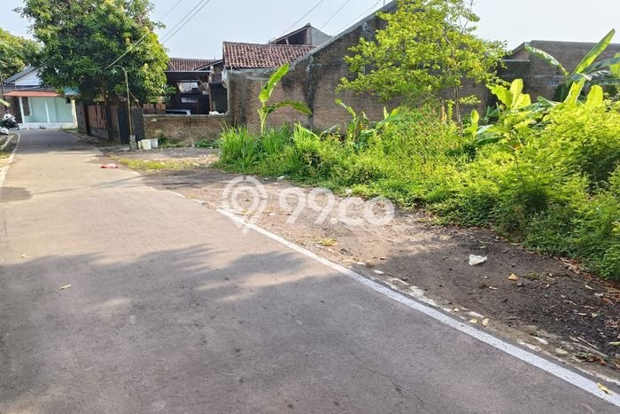 Tanah di Colomadu, Karanganyar Luas 233m2 Dijual Segera Tanah di Colomadu, Karanganyar Luas 233m2 Dijual Segera