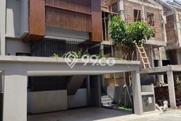 Rumah Strategis Minimalis Lb 160m2 di Kartasura, Sukoharjo Rumah Strategis Minimalis Lb 160m2 di Kartasura, Sukoharjo