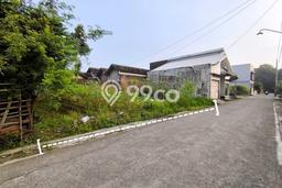 Jarang Ada! Tanah di Colomadu Punya Luas 150m2 SHM Jarang Ada! Tanah di Colomadu Punya Luas 150m2 SHM