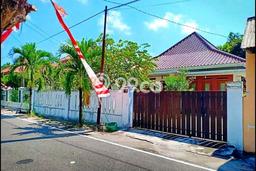 Siap Huni Hunian Elit 7 Kamar di Laweyan Dekat ke Mana Pun Siap Huni Hunian Elit 7 Kamar di Laweyan Dekat ke Mana Pun