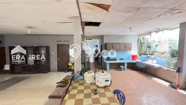 Siap Huni Rumah Mewah 9 Kamar di Serengan Dekat ke Mana Saja Siap Huni Rumah Mewah 9 Kamar di Serengan Dekat ke Mana Saja