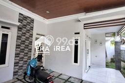 HARGA SPESIAL! Rumah Premium area Ngaglik, Sleman, Luas 123m2m² LB 100m2m² Bisa Nego! HARGA SPESIAL! Rumah Premium area Ngaglik, Sleman, Luas 123m2m² LB 100m2m² Bisa Nego!