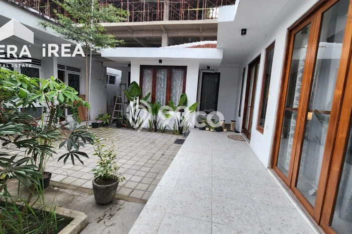 Disewakan Cepat Rumah Kondisi Baik di Kawasan Laweyan, Surakarta Disewakan Cepat Rumah Kondisi Baik di Kawasan Laweyan, Surakarta