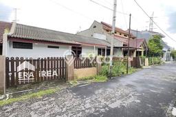 For Sale Rumah 4 Kamar Lokasi Strategis Bagus dan Strategis di Laweyan For Sale Rumah 4 Kamar Lokasi Strategis Bagus dan Strategis di Laweyan