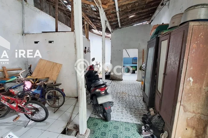 Jual Rumah Strategis Bagus Punya 8 KT di Jebres Surakarta SHM Jual Rumah Strategis Bagus Punya 8 KT di Jebres Surakarta SHM
