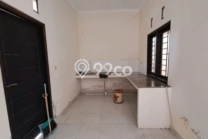 Rumah di Depok, 4 KT, View Kota, LT 150m2m² Bangunan 200m2m² Rumah di Depok, 4 KT, View Kota, LT 150m2m² Bangunan 200m2m²
