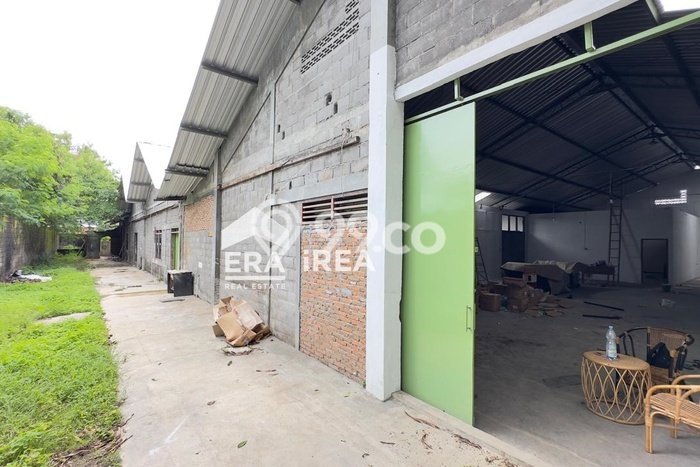 Unit Gudang Disewakan di Kartosuro di Area Ramai & Strategis Unit Gudang Disewakan di Kartosuro di Area Ramai & Strategis