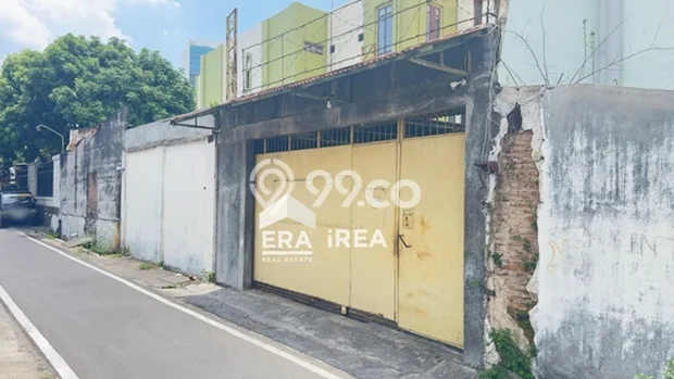 Hunian Mewah Dijual LT 727m2 di Banjarsari, Surakarta Hunian Mewah Dijual LT 727m2 di Banjarsari, Surakarta
