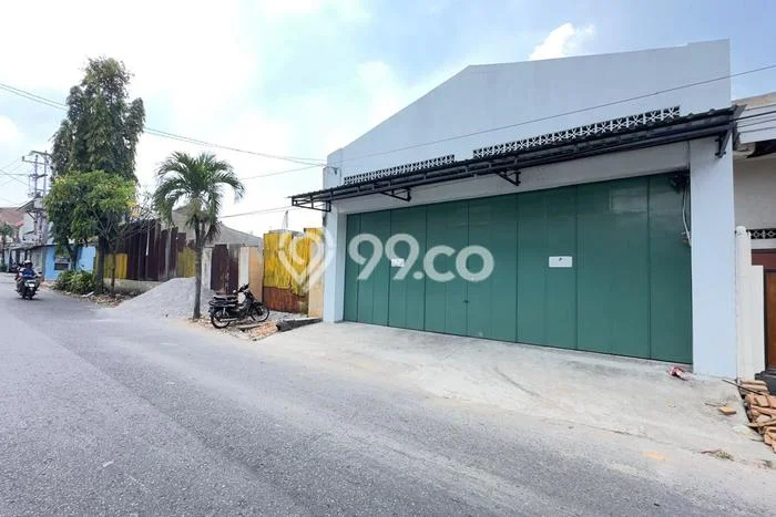 Komersial Disewakan Lokasi Jebres Surakarta Harga Spesial! Komersial Disewakan Lokasi Jebres Surakarta Harga Spesial!