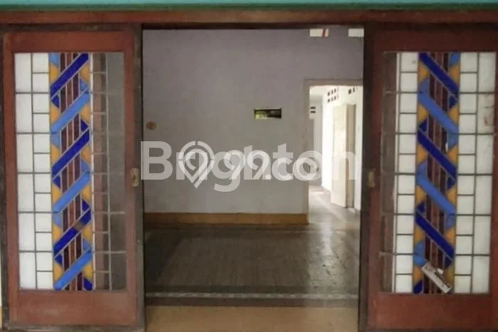 SPECIAL RATE! Rumah area Oro-Oro Dowo, 4 KT, Area Asri, Luas 500m2m² LB 180m2m² SPECIAL RATE! Rumah area Oro-Oro Dowo, 4 KT, Area Asri, Luas 500m2m² LB 180m2m²