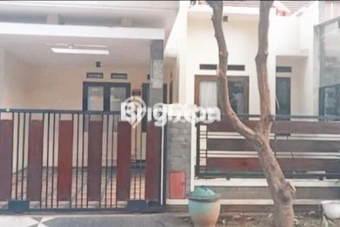 Rumah kawasan Permata Jingga, Akses ke Mall, LT 105m2m² Rumah kawasan Permata Jingga, Akses ke Mall, LT 105m2m²