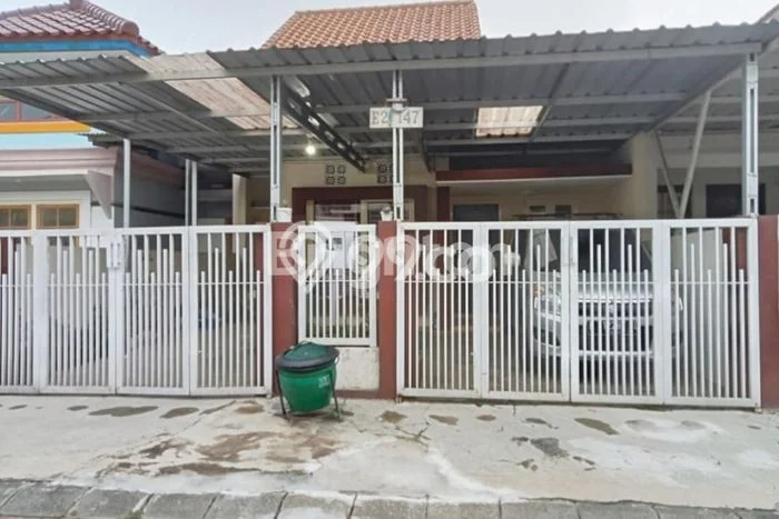 PRIME PROPERTY! Rumah area Merjosari, 1 KM, Lingkungan Elite, LT 105m2m² Bangunan 80m2m² PRIME PROPERTY! Rumah area Merjosari, 1 KM, Lingkungan Elite, LT 105m2m² Bangunan 80m2m²