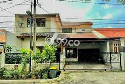 Hunian Eksklusif Siap Huni LT 240m2 di Cinere, Depok Hunian Eksklusif Siap Huni LT 240m2 di Cinere, Depok