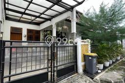 Rumah Strategis LT 187m² / LB 150m² di Lebak Bulus, Dekat Pusat Kota, Jakarta Selatan Rumah Strategis LT 187m² / LB 150m² di Lebak Bulus, Dekat Pusat Kota, Jakarta Selatan