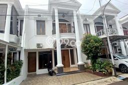 DREAM HOME! Rumah di Jagakarsa, 3 KT, Bebas Banjir, LT 130m² LB 180m² DREAM HOME! Rumah di Jagakarsa, 3 KT, Bebas Banjir, LT 130m² LB 180m²