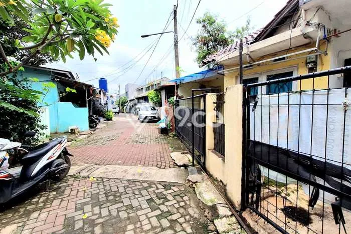 Hunian Cantik Modern Lb 60m2 di Duren Sawit, Jakarta Timur Hunian Cantik Modern Lb 60m2 di Duren Sawit, Jakarta Timur