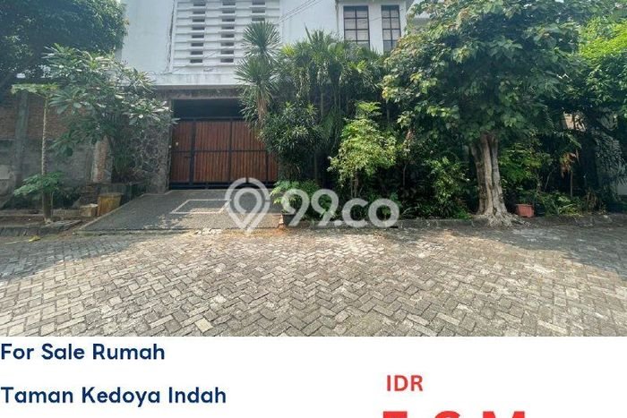Jual Rumah Mewah Megah Dengan View Eksklusif di Kedoya, Jakarta Barat Jual Rumah Mewah Megah Dengan View Eksklusif di Kedoya, Jakarta Barat