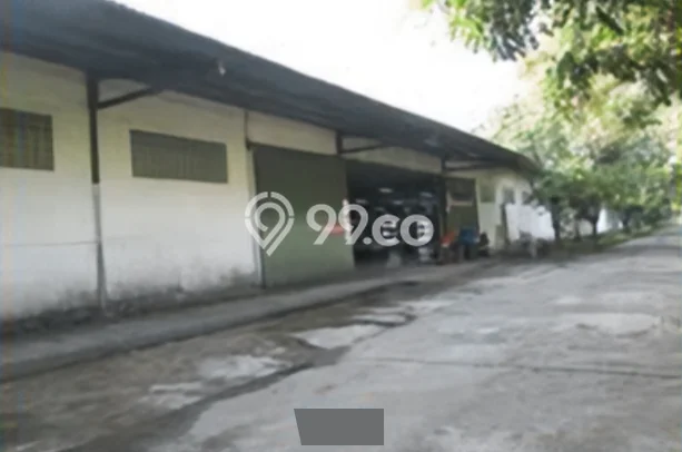 Gudang untuk Disewa di Pusat Bandung Luas Bangunan 11520m2 Gudang untuk Disewa di Pusat Bandung Luas Bangunan 11520m2