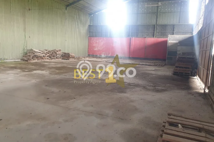 Gudang untuk Disewa di Pusat Sukabumi Luas Bangunan 3000m2 Gudang untuk Disewa di Pusat Sukabumi Luas Bangunan 3000m2