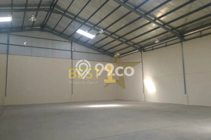 Gudang Disewa di Bandung dengan LB 900m2 Area Komersial Ramai Gudang Disewa di Bandung dengan LB 900m2 Area Komersial Ramai