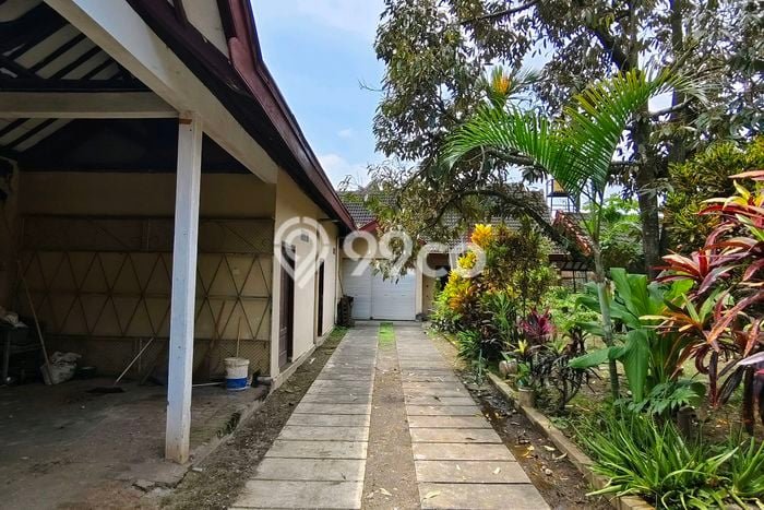 Hunian Eksklusif Siap Huni LT 876m2 di Gondanglegi, Malang Hunian Eksklusif Siap Huni LT 876m2 di Gondanglegi, Malang