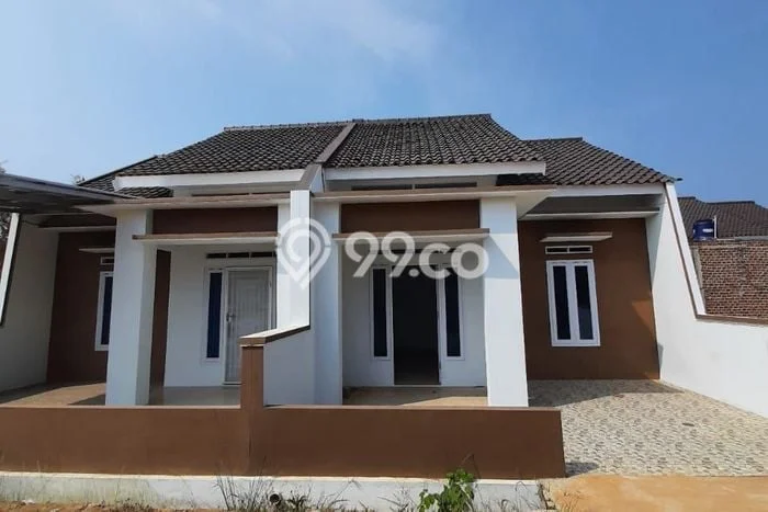 Rumah Sederhana Dijual di Tanjung Senang 2 Kamar dengan LT 72m2 Rumah Sederhana Dijual di Tanjung Senang 2 Kamar dengan LT 72m2