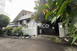 Rumah Elit Modern Siap Huni di Pulomas Jakarta Timur Rumah Elit Modern Siap Huni di Pulomas Jakarta Timur